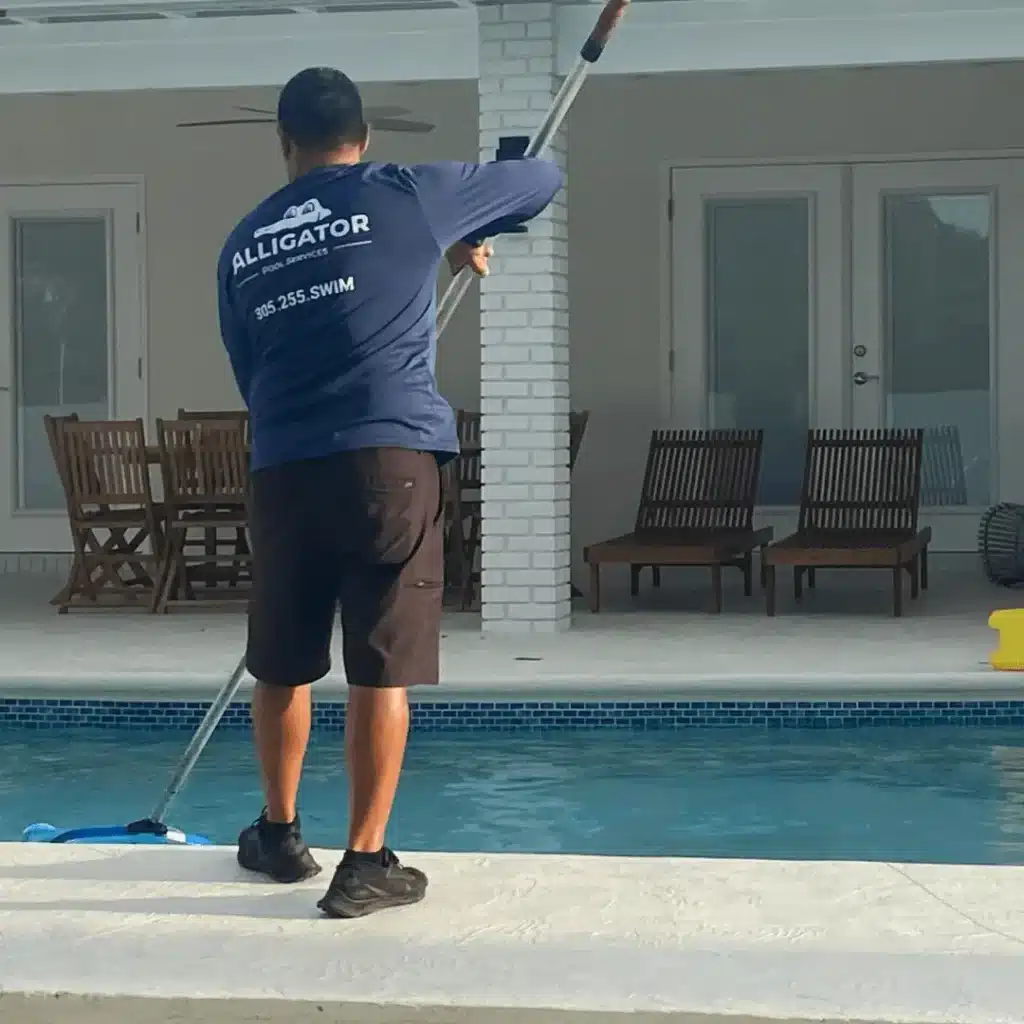 Pool-cleaning-miamidade-county-Fl-Alligator-Pools